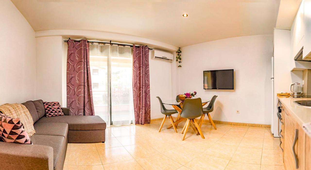 Apartamento Parrot'S House Lloret de Mar Exterior foto